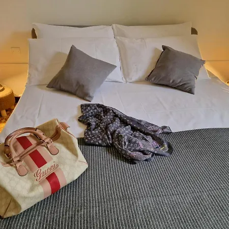 Frangi House Апартаменты