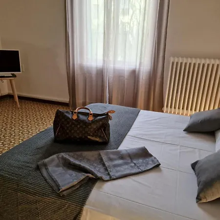 Frangi House Apartamento Pescara